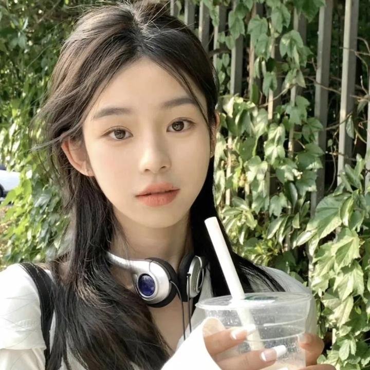 好女两头瞒